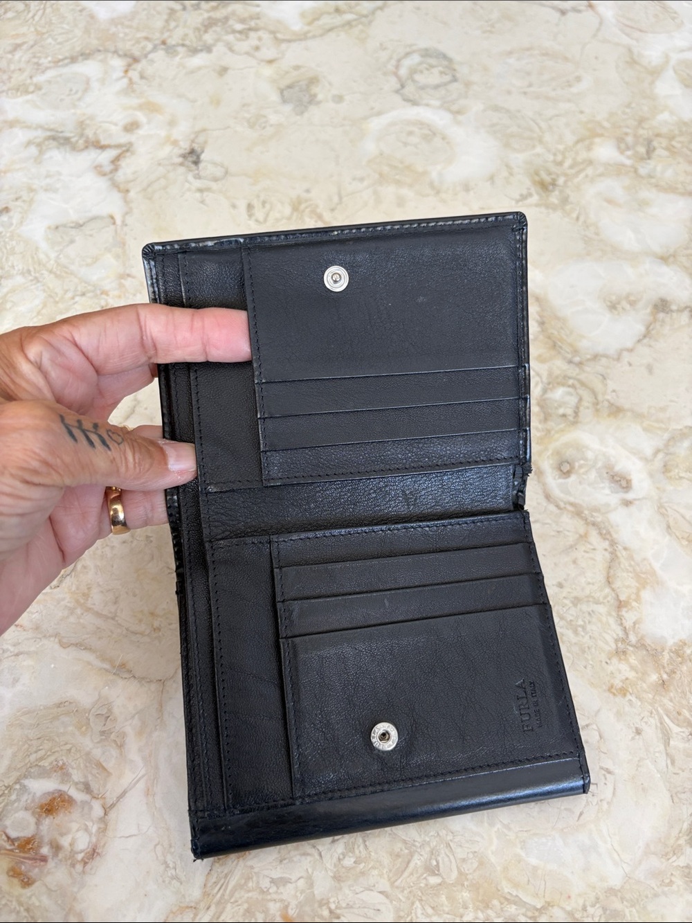 Furla Black Leather Bifold Wallet Silver Logo Made in Italy - Picture 11 of 15